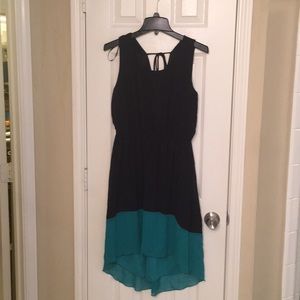 Dual color dress